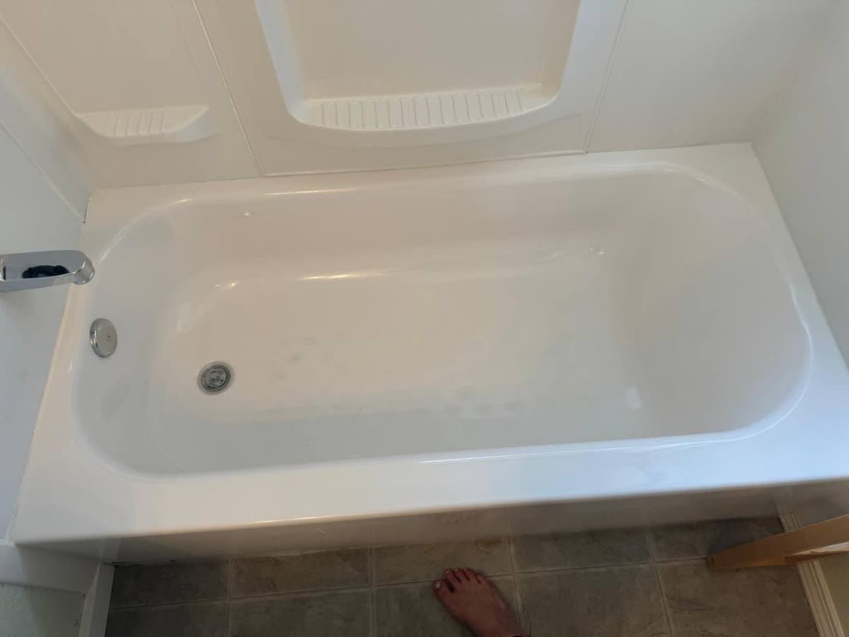 Sparkling clean bathtub